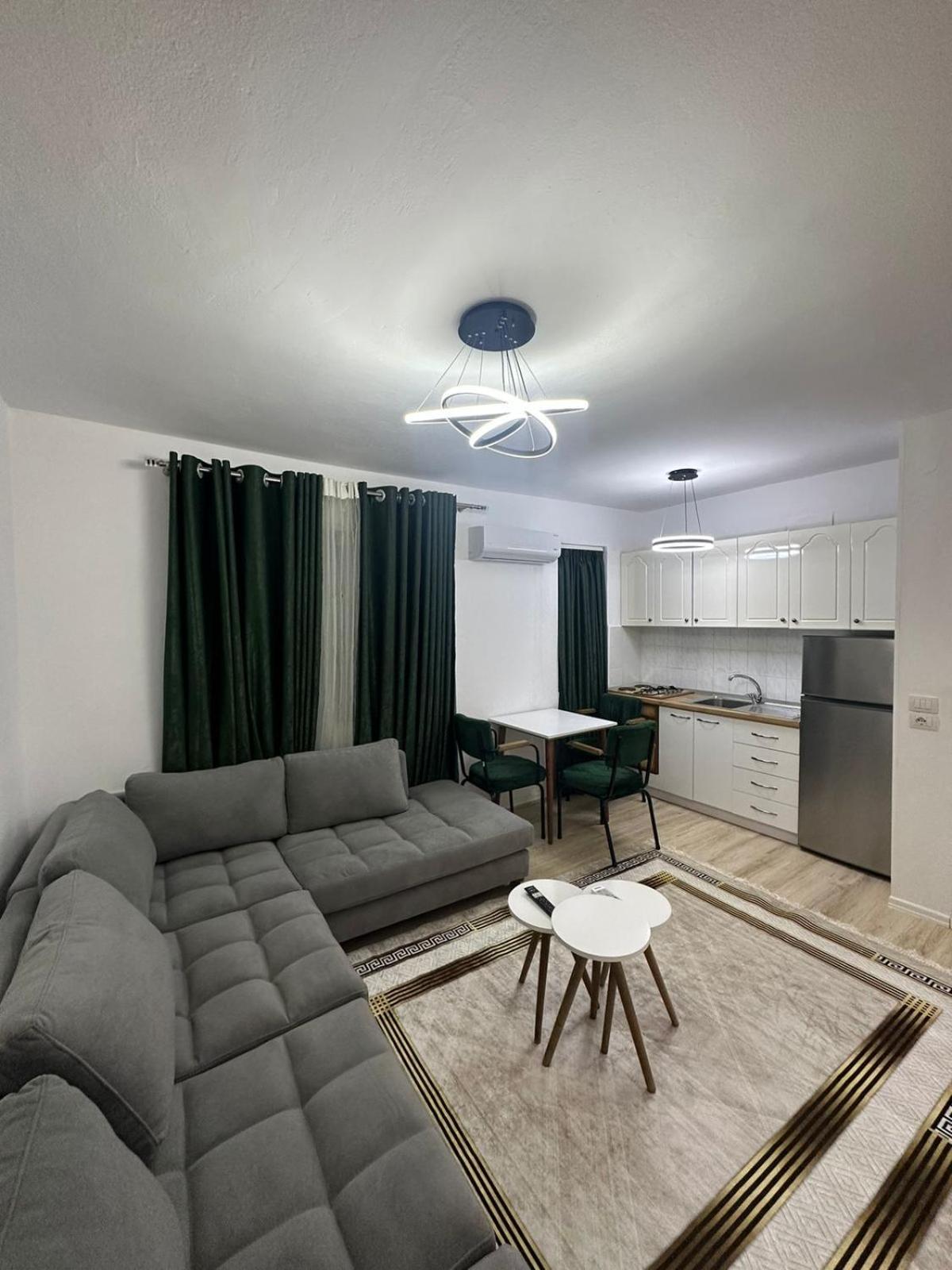 Rus Villa Berat Bagian luar foto